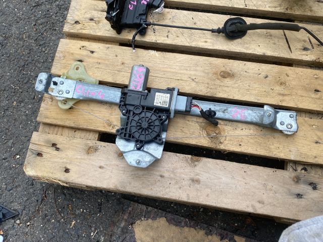 bontott RENAULT CLIO IV Jobb első Ablakemelő Szerkezet (Elektromos)