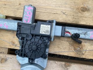 bontott RENAULT CLIO IV Jobb első Ablakemelő Szerkezet (Elektromos)