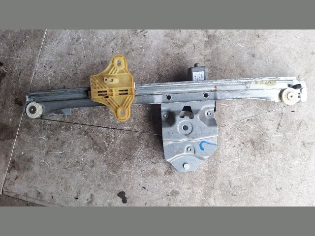 bontott RENAULT CLIO IV Jobb első Ablakemelő Szerkezet (Elektromos)