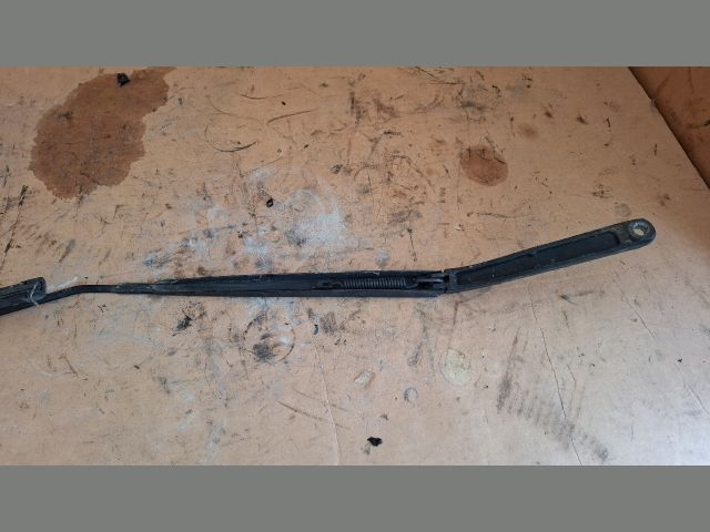 bontott RENAULT CLIO IV Jobb első Ablaktörlő Kar