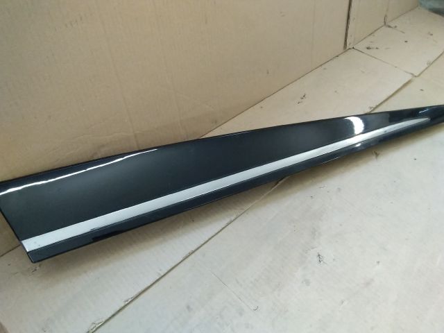 bontott RENAULT CLIO IV Jobb első Ajtó Díszléc