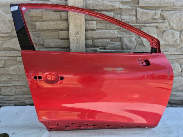 bontott RENAULT CLIO IV Jobb első Ajtó (Üres lemez)