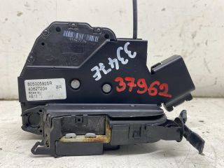 bontott RENAULT CLIO IV Jobb első Ajtózár