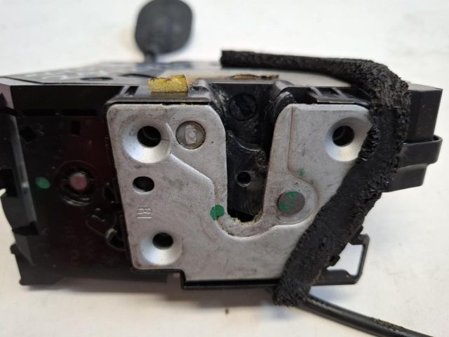 bontott RENAULT CLIO IV Jobb első Ajtózár