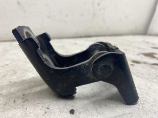 bontott RENAULT CLIO IV Jobb első Alsó Zsanér