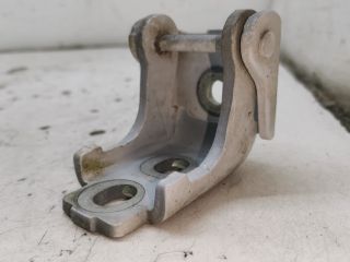 bontott RENAULT CLIO IV Jobb első Alsó Zsanér