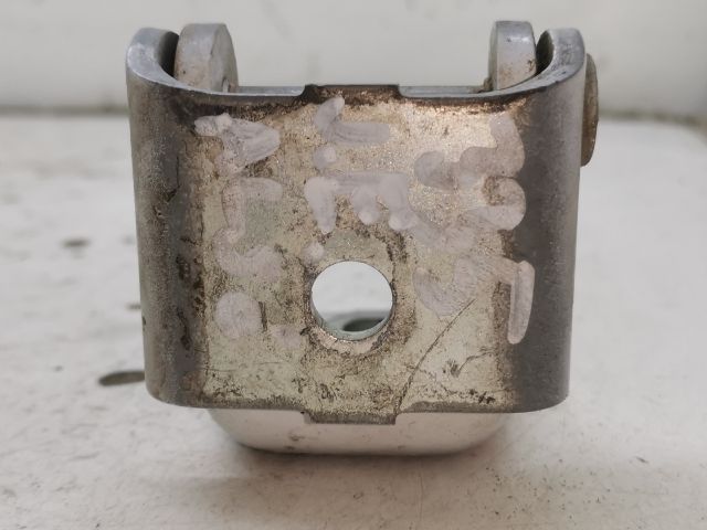 bontott RENAULT CLIO IV Jobb első Alsó Zsanér