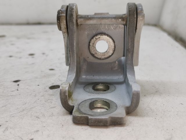 bontott RENAULT CLIO IV Jobb első Alsó Zsanér