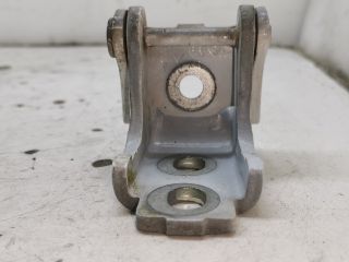 bontott RENAULT CLIO IV Jobb első Alsó Zsanér