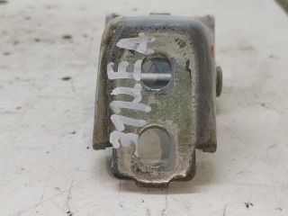 bontott RENAULT CLIO IV Jobb első Alsó Zsanér