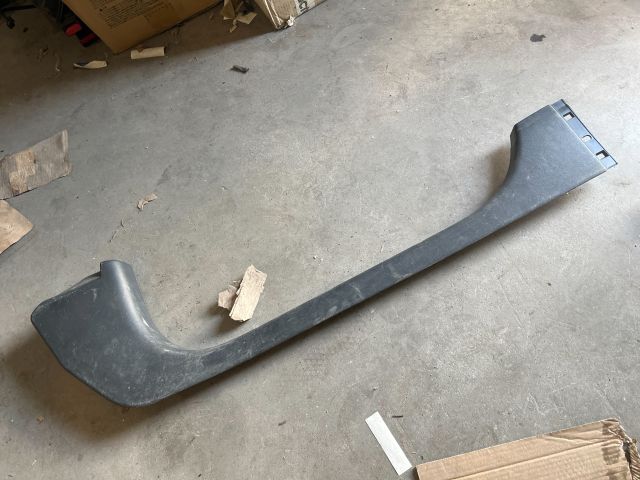 bontott RENAULT CLIO IV Jobb első Belső Küszöb Burkolat