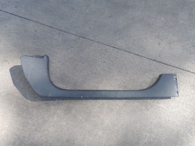 bontott RENAULT CLIO IV Jobb első Belső Küszöb Burkolat