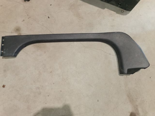 bontott RENAULT CLIO IV Jobb első Belső Küszöb Burkolat