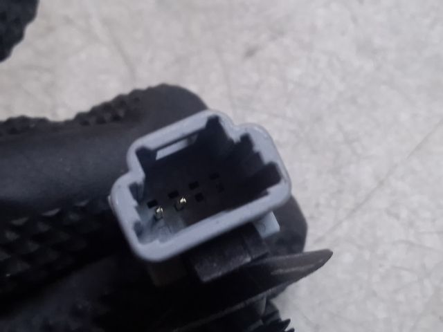 bontott RENAULT CLIO IV Jobb első Biztonsági Öv Csat