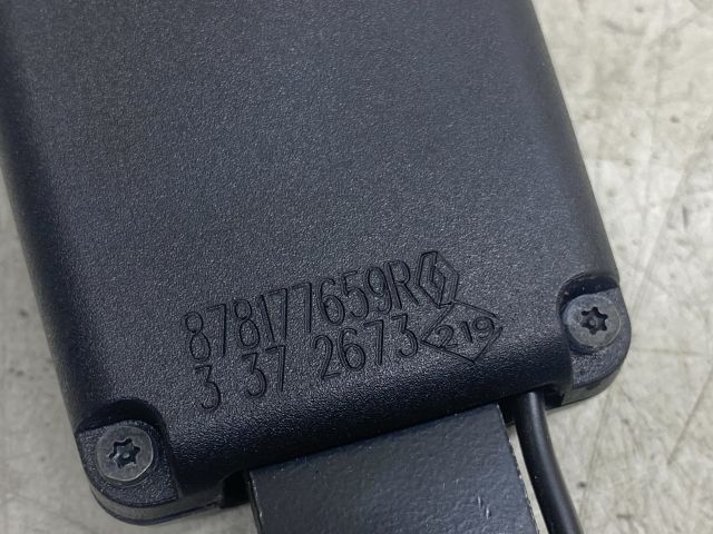 bontott RENAULT CLIO IV Jobb első Biztonsági Öv Csat