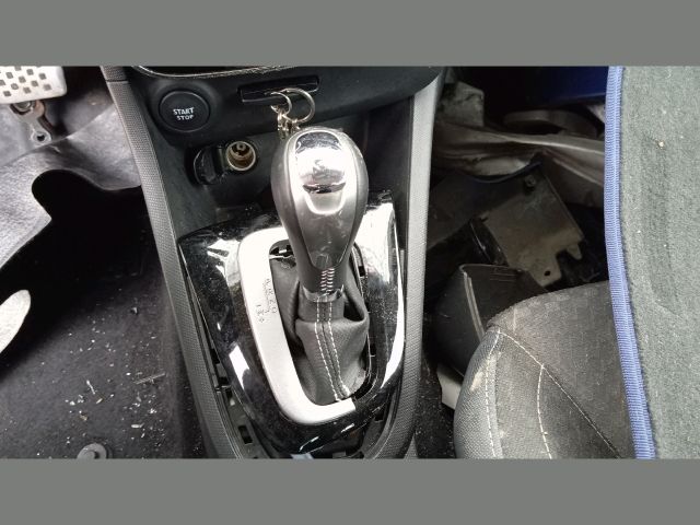 bontott RENAULT CLIO IV Jobb első Biztonsági Öv Csat