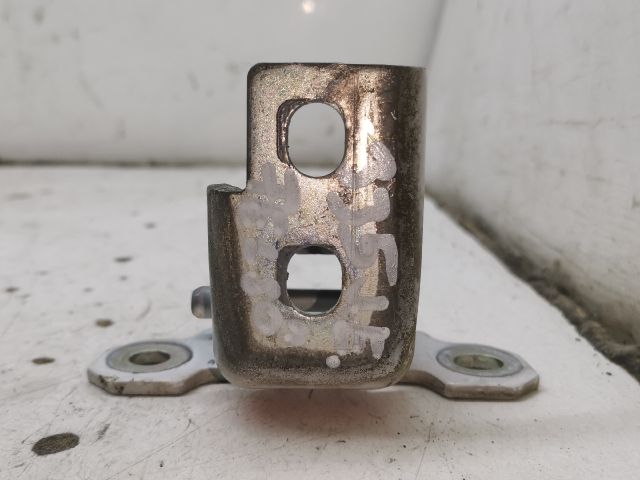 bontott RENAULT CLIO IV Jobb első Felső Zsanér