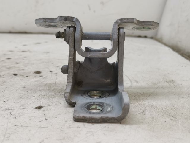 bontott RENAULT CLIO IV Jobb első Felső Zsanér