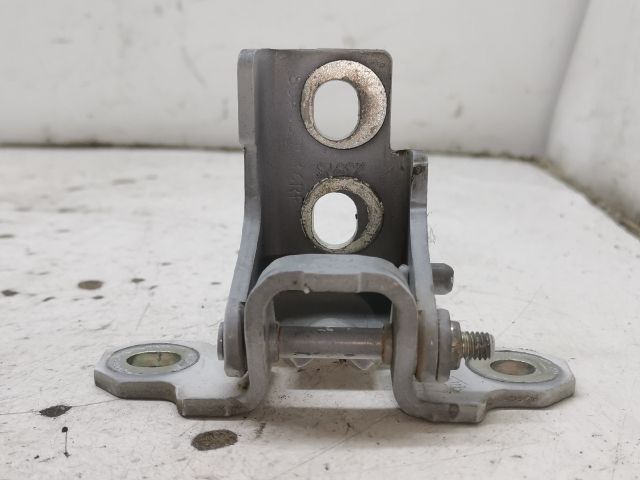 bontott RENAULT CLIO IV Jobb első Felső Zsanér