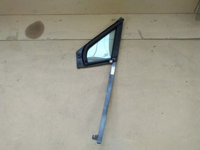 bontott RENAULT CLIO IV Jobb első Fixüveg (Ajtóban)