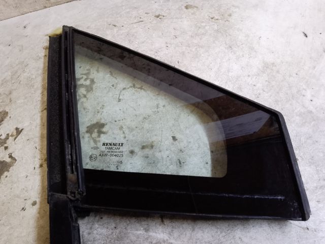 bontott RENAULT CLIO IV Jobb első Fixüveg (Ajtóban)