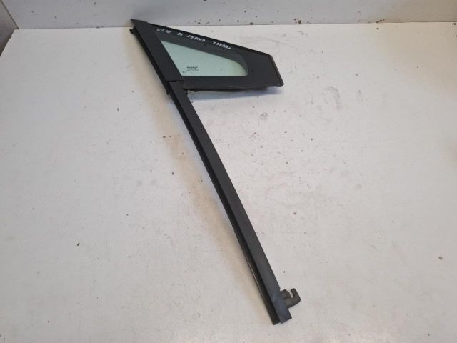 bontott RENAULT CLIO IV Jobb első Fixüveg (Ajtóban)