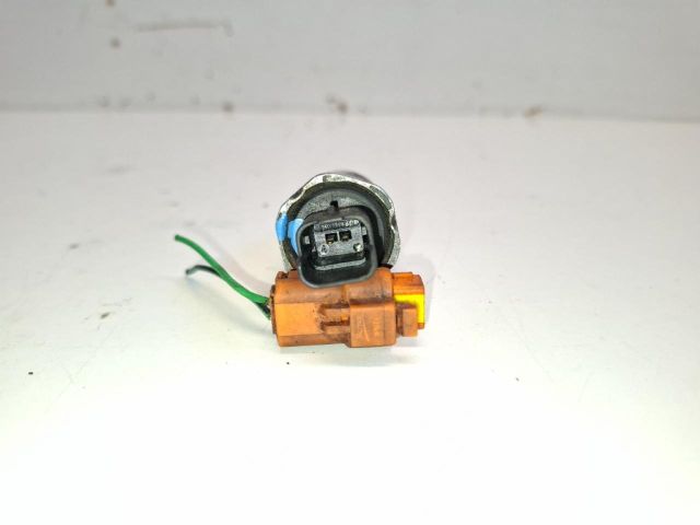 bontott RENAULT CLIO IV Jobb első Hangszóró