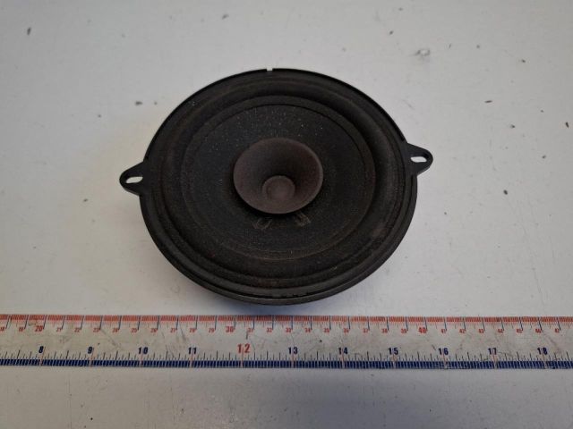 bontott RENAULT CLIO IV Jobb első Hangszóró