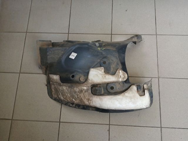 bontott RENAULT CLIO IV Jobb első Hátsó Dobbetét (Kerékjárati, Műanyag)