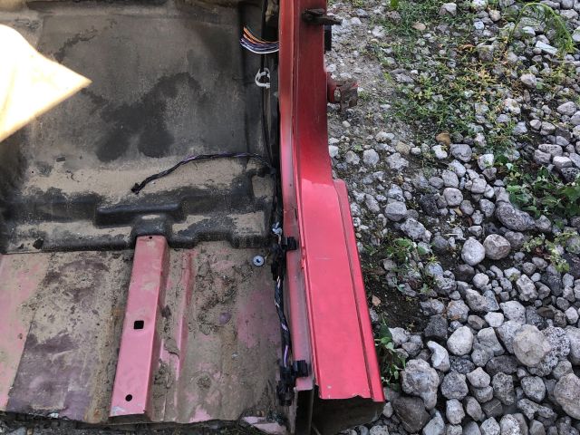 bontott RENAULT CLIO IV Jobb első Negyed Karosszéria Csomag