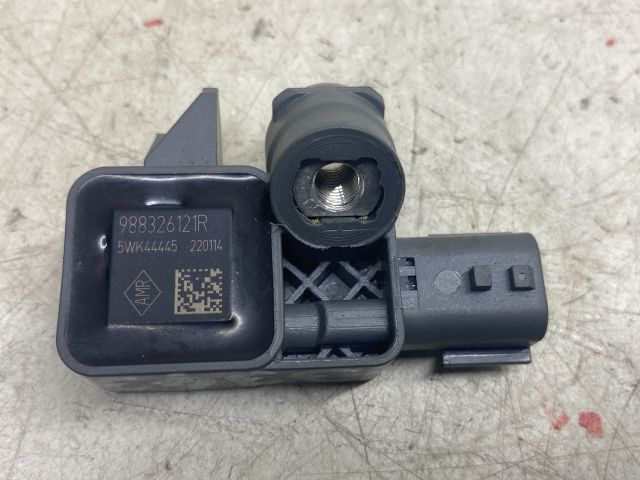 bontott RENAULT CLIO IV Jobb első Oldal Ütközés Érzékelő