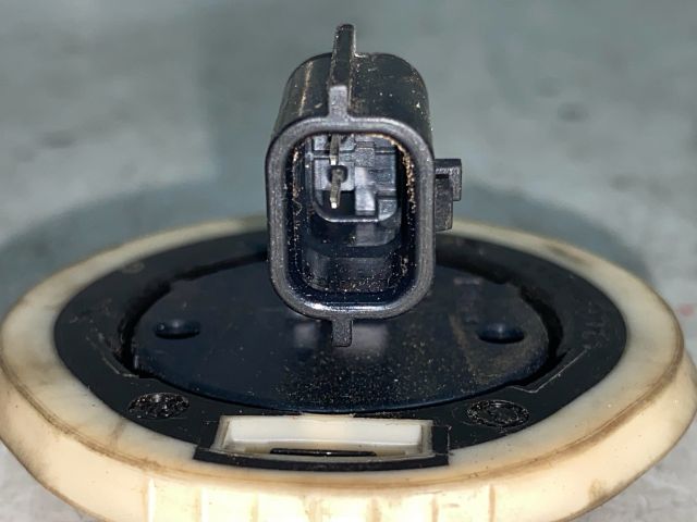 bontott RENAULT CLIO IV Jobb első Oldal Ütközés Érzékelő