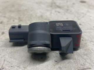 bontott RENAULT CLIO IV Jobb első Oldal Ütközés Érzékelő