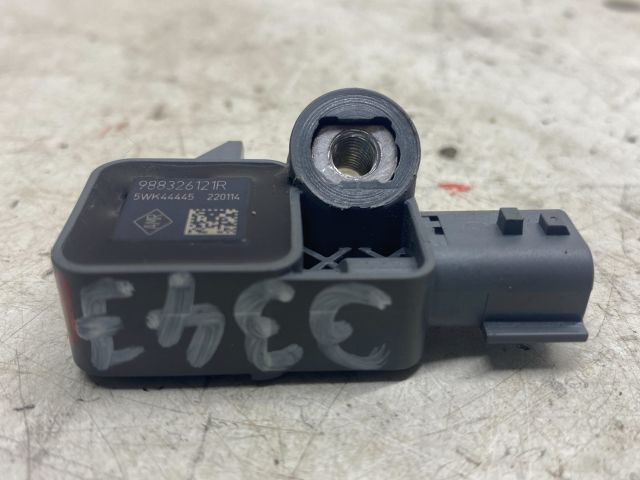 bontott RENAULT CLIO IV Jobb első Oldal Ütközés Érzékelő