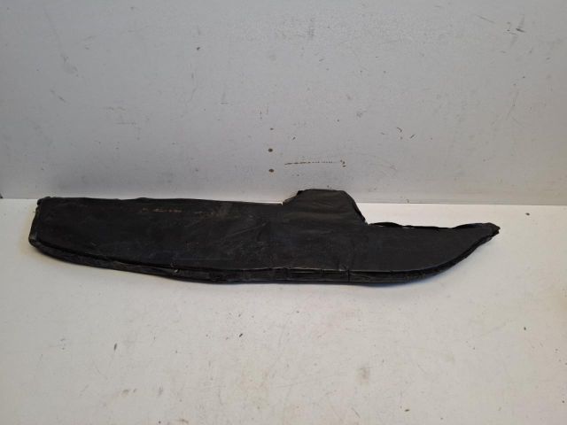 bontott RENAULT CLIO IV Jobb első Sárvédő Zajszigetelés