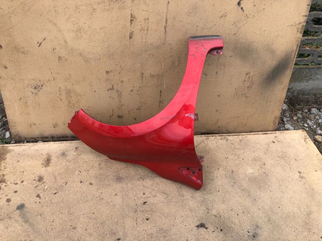 bontott RENAULT CLIO IV Jobb első Sárvédő