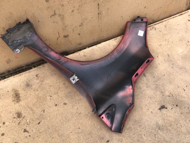 bontott RENAULT CLIO IV Jobb első Sárvédő