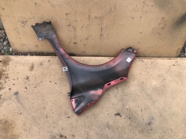 bontott RENAULT CLIO IV Jobb első Sárvédő