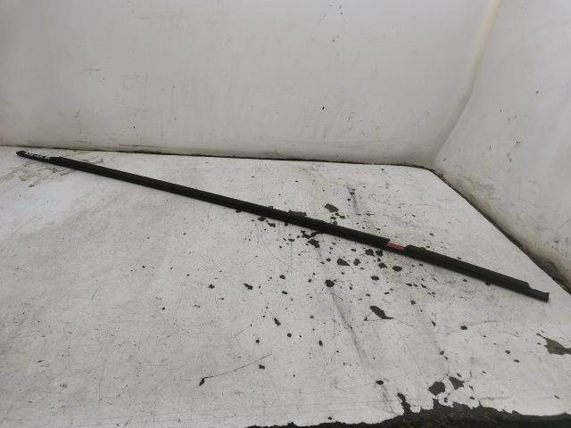 bontott RENAULT CLIO IV Jobb első Vízlehúzó Gumicsík