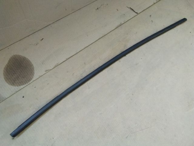 bontott RENAULT CLIO IV Jobb első Vízlehúzó Gumicsík