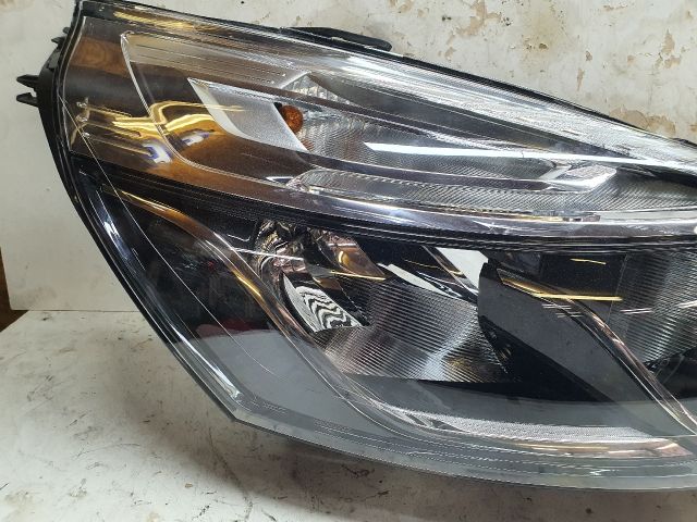 bontott RENAULT CLIO IV Jobb Fényszóró