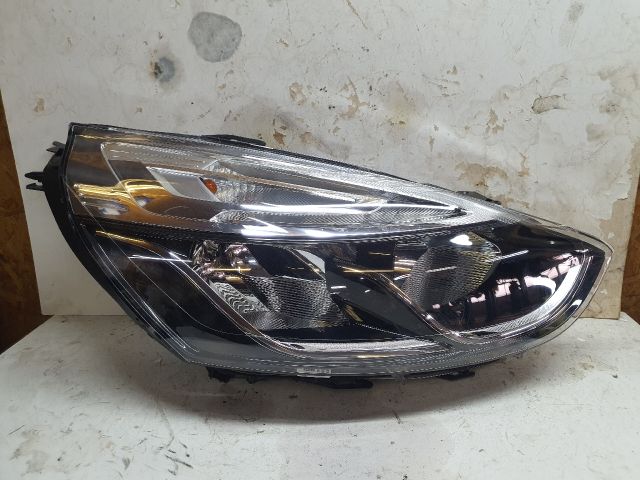 bontott RENAULT CLIO IV Jobb Fényszóró