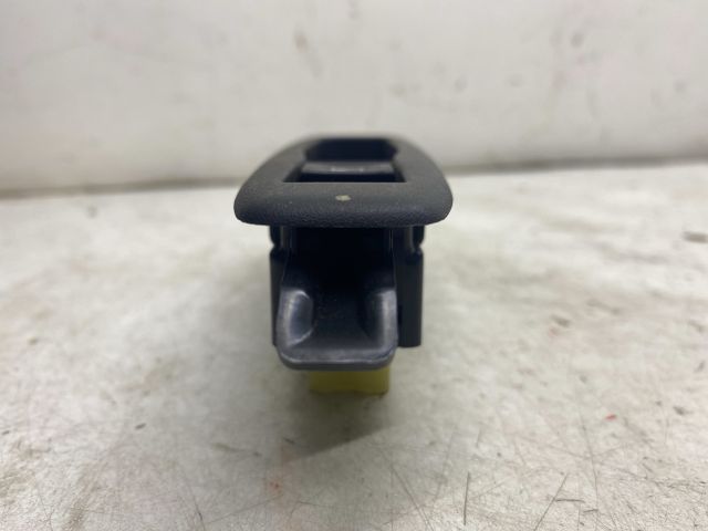 bontott RENAULT CLIO IV Jobb hátsó Ablakemelő Kapcsoló