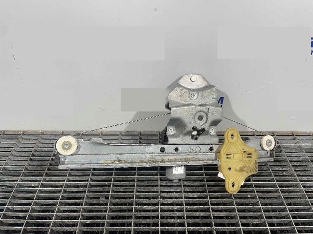 bontott RENAULT CLIO IV Jobb hátsó Ablakemelő Szerkezet (Elektromos)