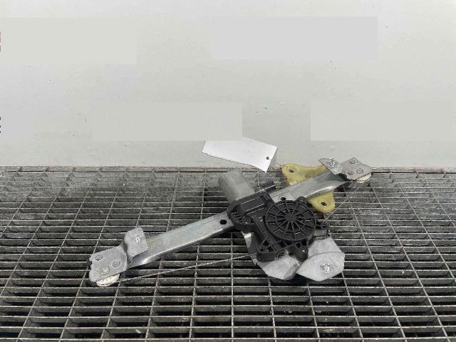 bontott RENAULT CLIO IV Jobb hátsó Ablakemelő Szerkezet (Elektromos)