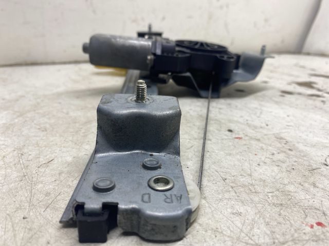 bontott RENAULT CLIO IV Jobb hátsó Ablakemelő Szerkezet (Elektromos)