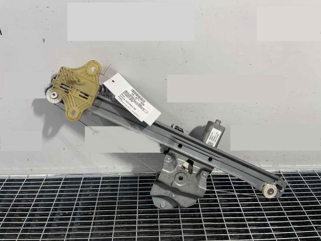 bontott RENAULT CLIO IV Jobb hátsó Ablakemelő Szerkezet (Elektromos)