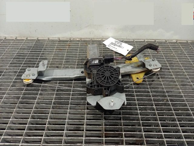 bontott RENAULT CLIO IV Jobb hátsó Ablakemelő Szerkezet (Elektromos)