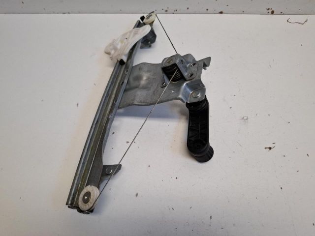 bontott RENAULT CLIO IV Jobb hátsó Ablakemelő Szerkezet (Mechanikus)