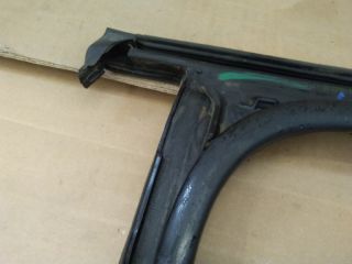 bontott RENAULT CLIO IV Jobb hátsó Ablakvezető Gumi